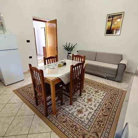 Apartment Artur's 2 *